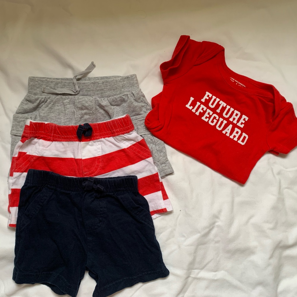 The Children’s Place 3-6 month summer set - 3 shorts and a onesie